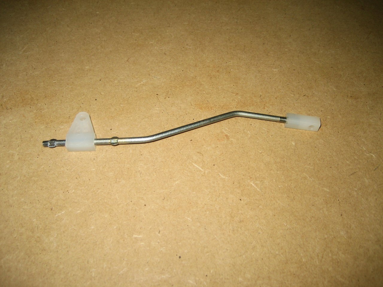 21230-6305458-00-0.jpg