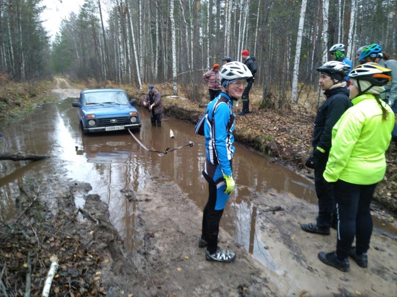 Вытаскиваем Ниву голыми руками